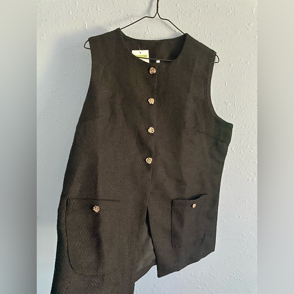 Black vest